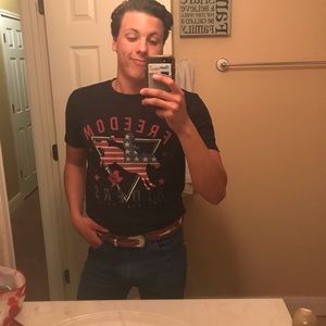 Meet your Posher, Anthony